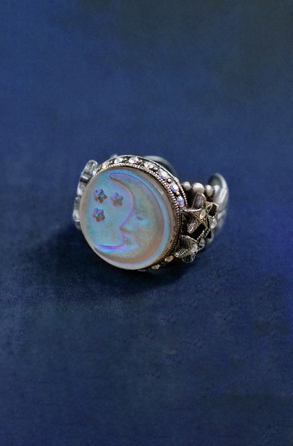 Sweet Romance Aurora Moon Ring