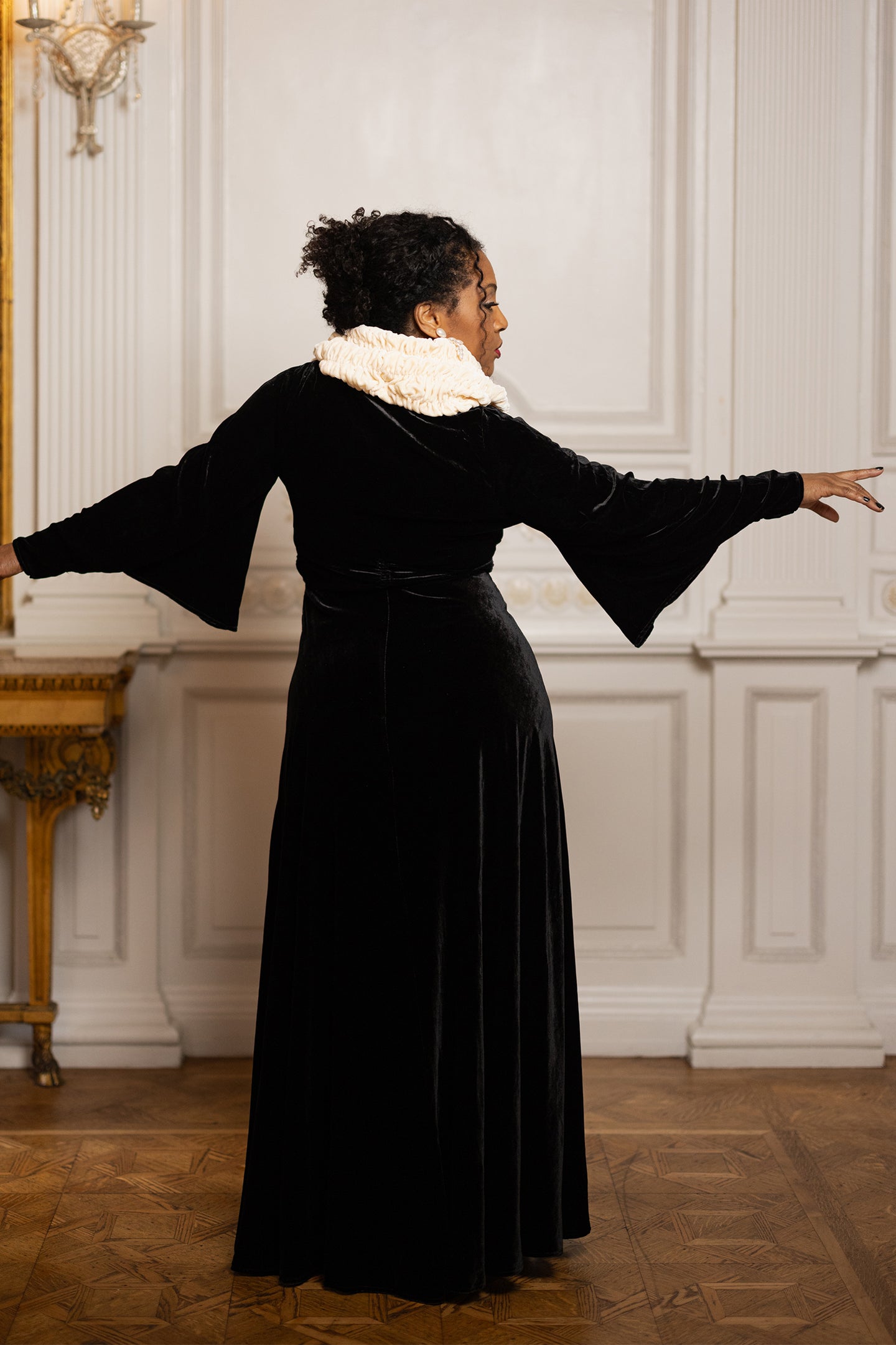 black velvet wedding dress Black Wedding Dress, Gothic Wedding Dress, Black Lace Wedding Dress, Alternative Wedding Gown, Long Sleeve Black Lace Dress