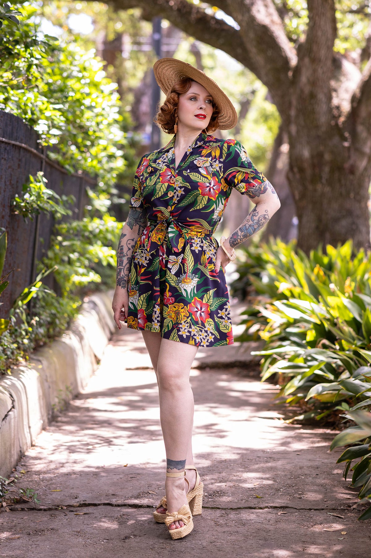high waist dress shorts - Tiki Floral My Actual Bust is:68