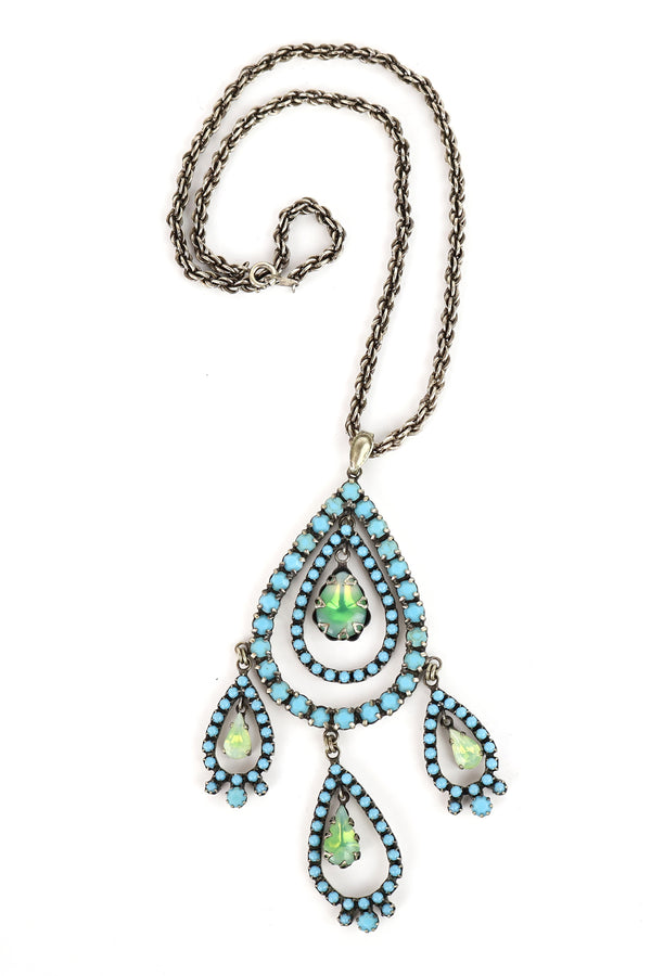 De Luxe Gypsy Teardrop Pendant Necklace