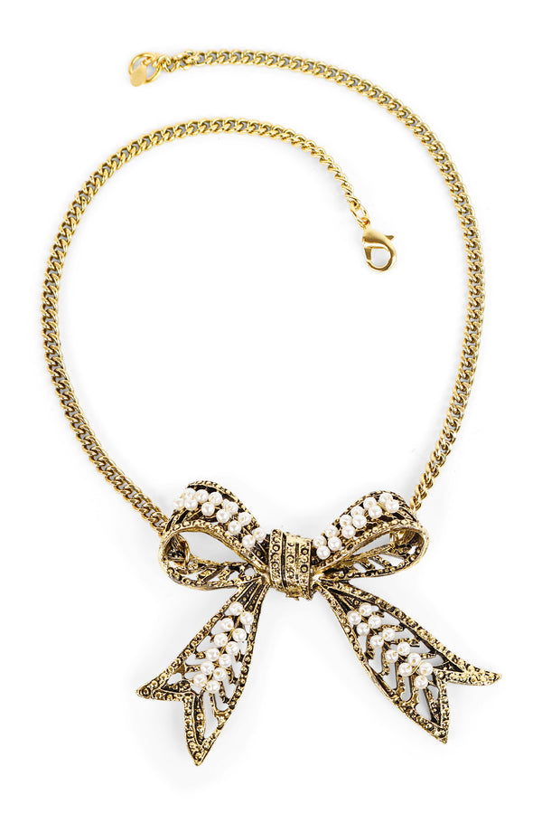 Yochi Pearl Bow Necklace