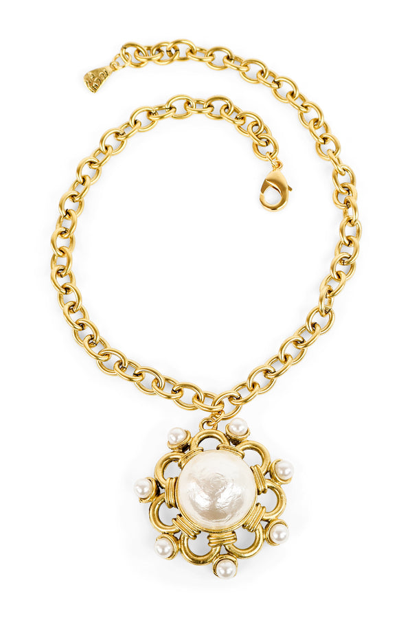 Yochi Big Pearl Pendant Necklace